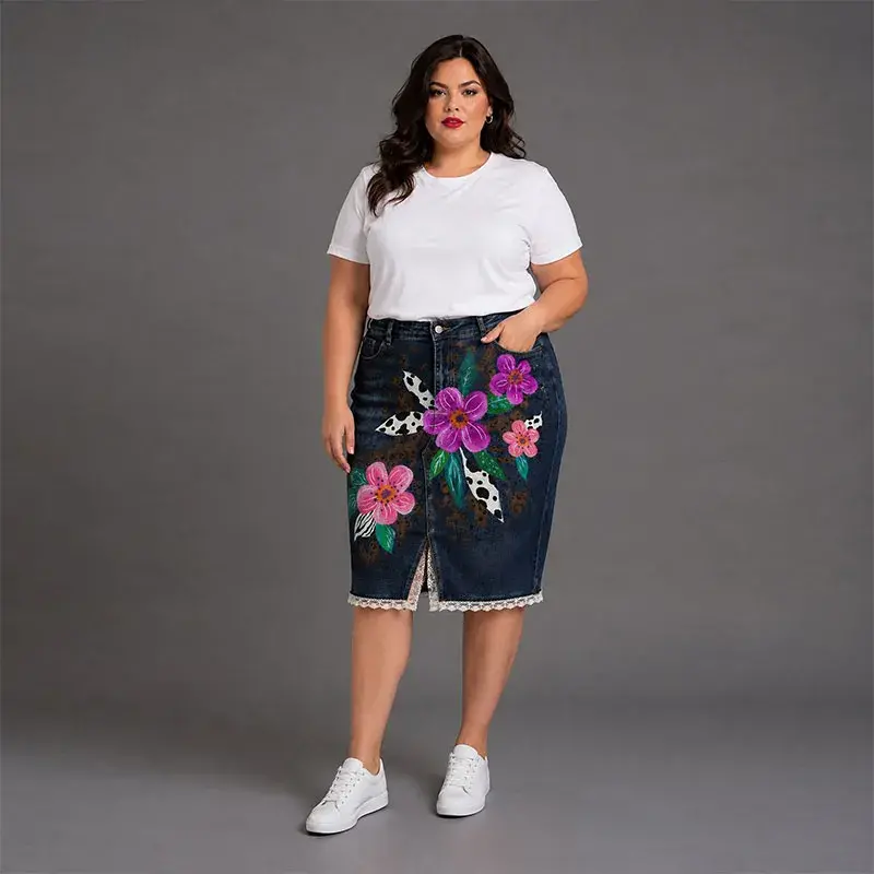 Falda midi de denim pintada a mano con diseño de flores grandes y detalle de encaje blanco - Trece31 Arte Portable